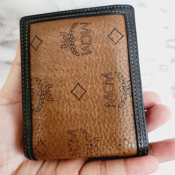 Sold!Original MCM men's wallet - Picture 3 of 9